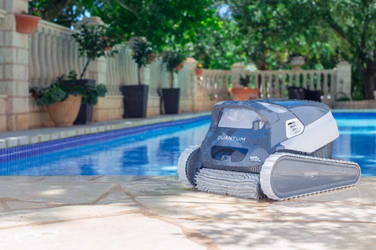 Dolphin Quantum Automatic Pool Vacuum